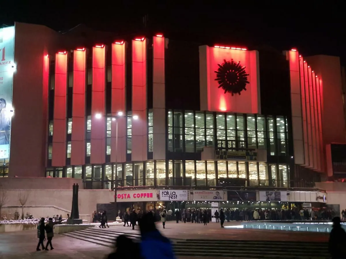 شقة 100 متر مربع من 2 غرفة و2 حمام خاص في Sofia City Center